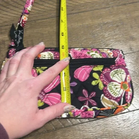 Vera Bradley wristlet - Picture 11 of 11